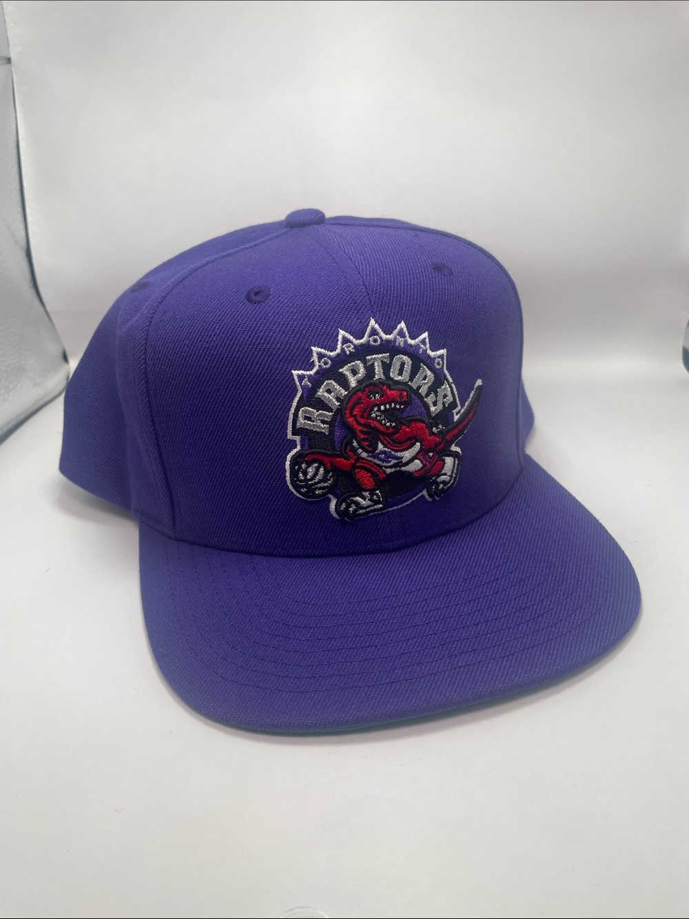 Mitchell & Ness - Toronto Raptor's - Purple